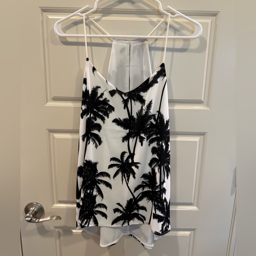Express Black & White Palm Print Strappy Racerback Sleeveless Blouse, Sz M, NWT